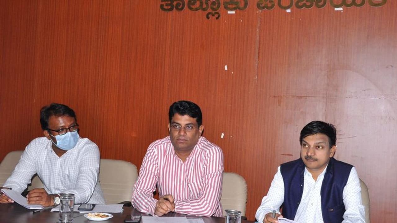 ಚಿಕ್ಕಮಗಳೂರು: ಮಳೆಗಾಲ ಎದುರಿಸಲು ಜಿಲ್ಲಾಡಳಿತ ಸರ್ವಸನ್ನದ್ಧ ಚಿಕ್ಕಮಗಳೂರು: ಮಳೆಗಾಲ ಎದುರಿಸಲು ಜಿಲ್ಲಾಡಳಿತ ಸರ್ವಸನ್ನದ್ಧ