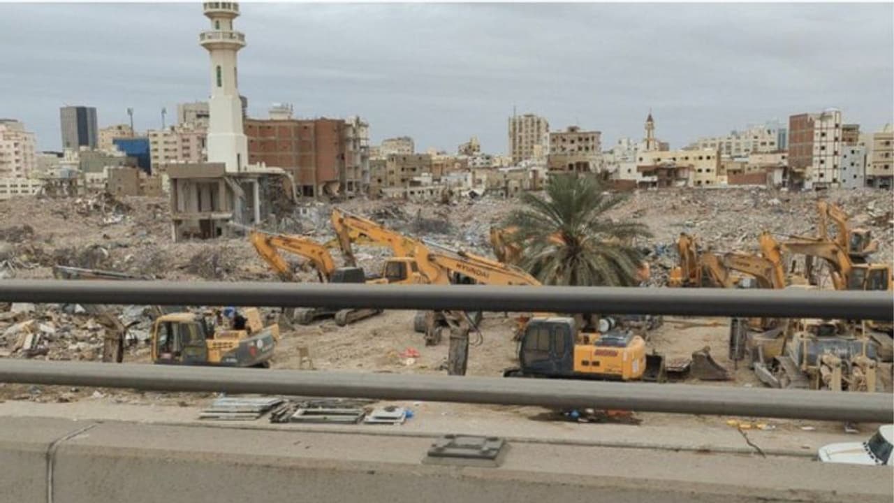 4000 ಮನೆ ಧ್ವಂಸ ವಿರುದ್ಧ ನಿವಾಸಿಗಳು ಸುಪ್ರೀಂಕೋರ್ಟ್‌ಗೆ