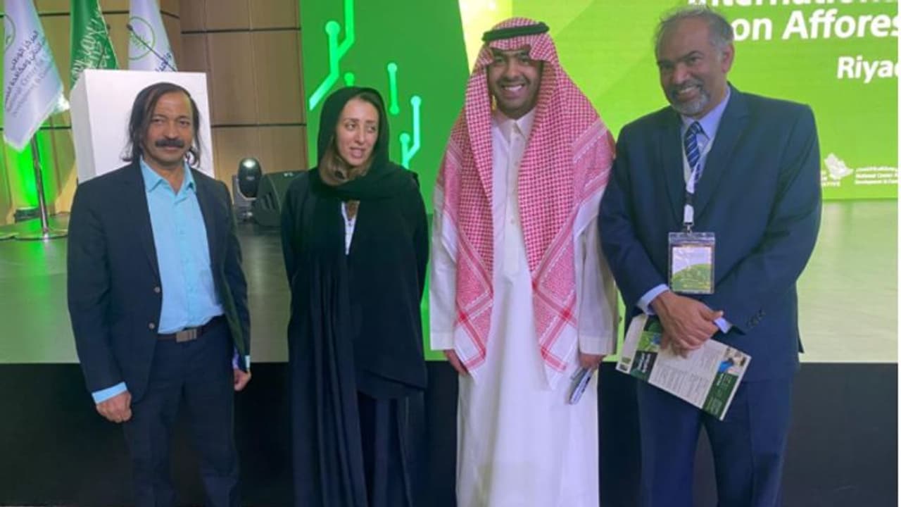 റിയാദിൽ ഗ്രീനിങ് അറേബ്യ ഉച്ചകോടിയിൽ മുരളി തുമ്മാരുകുടി പങ്കെടുത്തു