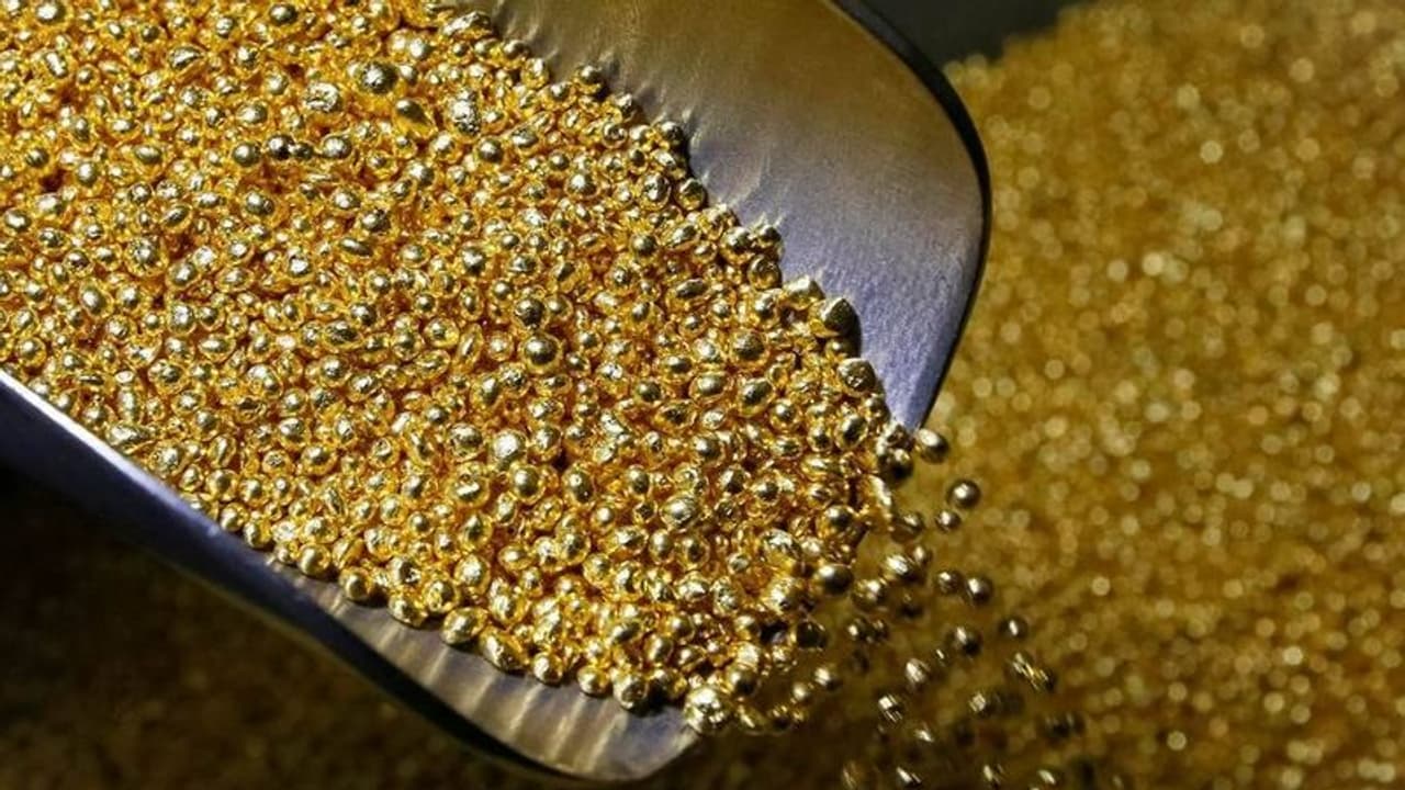 Gold Rate Today: മഴ നനയാതെ സ്വർണവില; ഒരു ദിവസത്തിന് ശേഷം ഉയർന്നു 