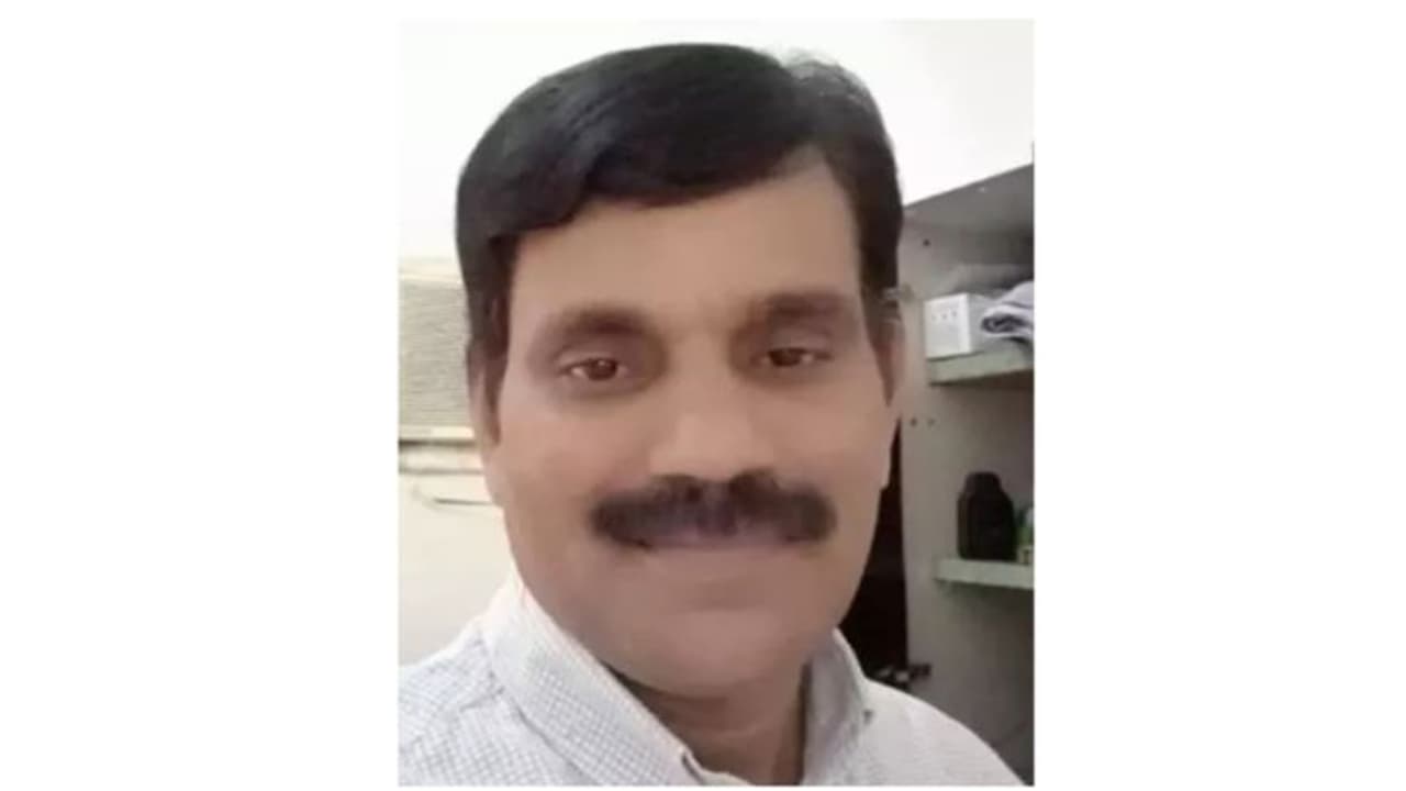 പ്രവാസി മലയാളി ഹൃദയാഘാതത്തെ തുടര്‍ന്ന് മരിച്ചു