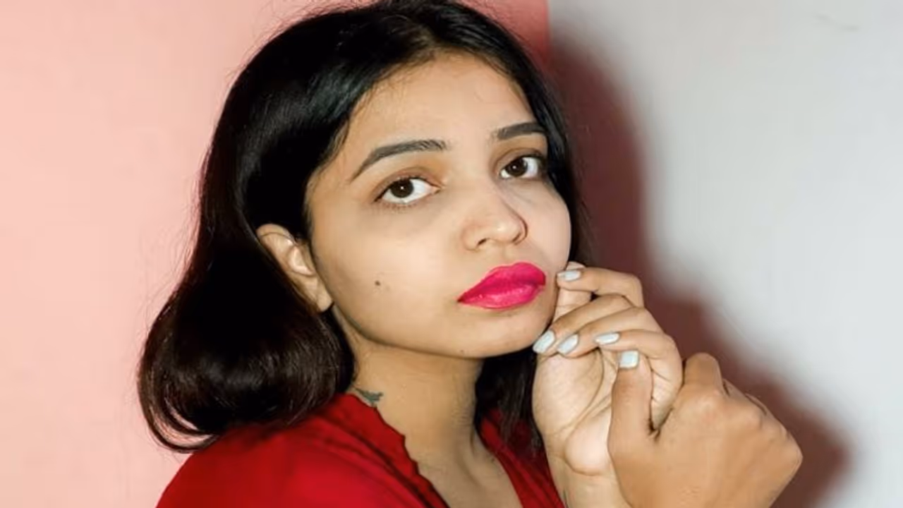 कांग्रेस के इस नेता ने उड़ाया खुद से शादी करने जा रही महिला का मजाक, कही ऐसी बात कि सुननी पड़ रही खरी खोटी कांग्रेस के इस नेता ने उड़ाया खुद से शादी करने जा रही महिला का मजाक, कही ऐसी बात कि सुननी पड़ रही खरी खोटी