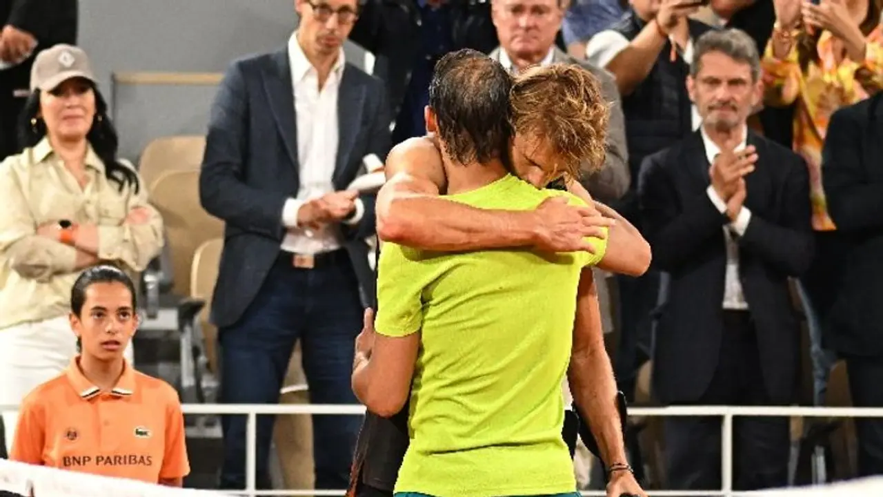 রুদ্ধশ্বাস সেমিতে কাল হল চোট, সেমি থেকে ছিটকে গেলেন জারেভ, ফাইনালে নাদাল রুদ্ধশ্বাস সেমিতে কাল হল চোট, সেমি থেকে ছিটকে গেলেন জারেভ, ফাইনালে নাদাল