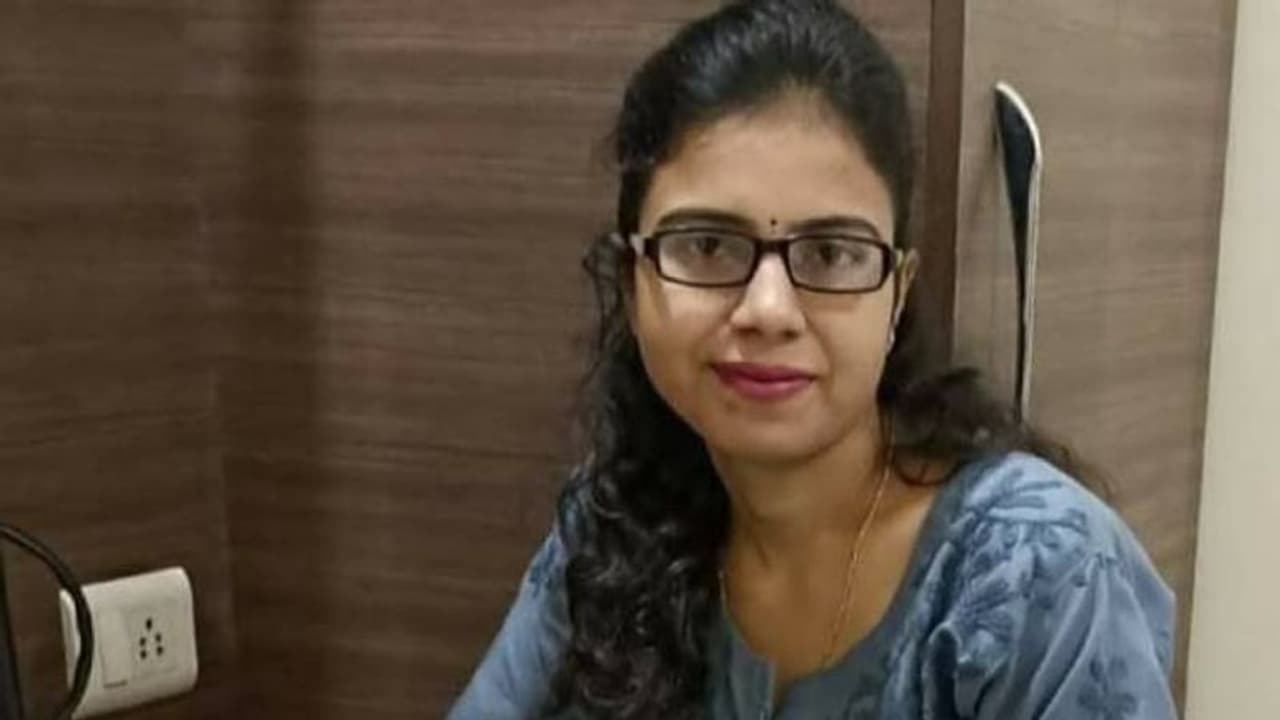 சிவில் சர்வீஸ் தேர்வு: ஒரே அடெம்ப்டில் பாஸ்.. ஆனா கொஞ்சம் மிஸ் ஆகிடுச்சு.. எப்படி தெரியுமா?