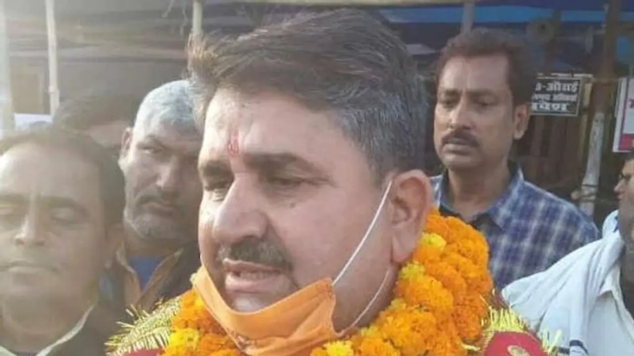 ಪ್ರಧಾನಿ ಮೋದಿಯಿಂದಲೇ ನೀವಿನ್ನೂ ಜೀವಂತವಾಗಿದ್ದಿರಿ: ಬಿಜೆಪಿ ಸಚಿವ ಪ್ರಧಾನಿ ಮೋದಿಯಿಂದಲೇ ನೀವಿನ್ನೂ ಜೀವಂತವಾಗಿದ್ದಿರಿ: ಬಿಜೆಪಿ ಸಚಿವ