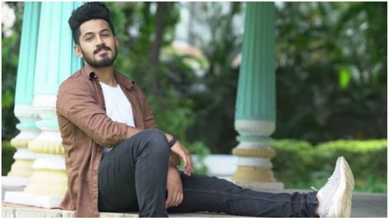 ಮದುವೆಯಾದ ಬೆನ್ನಲ್ಲೇ ನಾಗಿಣಿ 2 ಧಾರಾವಾಹಿಯಿಂದ ಹೊರಬಂದ ನಿನಾದ್; ತ್ರಿಶೂಲ್ ಪಾತ್ರಕ್ಕೆ ಹೊಸ ನಟ ಎಂಟ್ರಿ ಮದುವೆಯಾದ ಬೆನ್ನಲ್ಲೇ ನಾಗಿಣಿ 2 ಧಾರಾವಾಹಿಯಿಂದ ಹೊರಬಂದ ನಿನಾದ್; ತ್ರಿಶೂಲ್ ಪಾತ್ರಕ್ಕೆ ಹೊಸ ನಟ ಎಂಟ್ರಿ