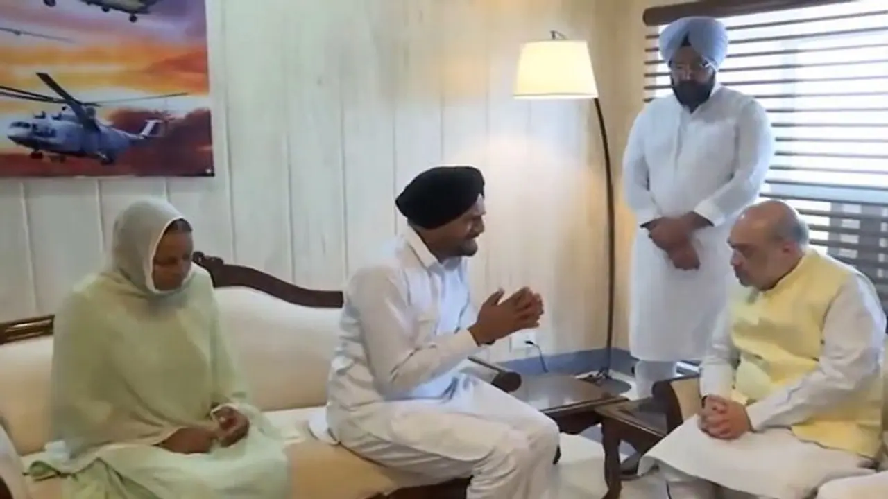 अमित शाह से मिले सिद्धू मूसेवाला के माता पिता, कहा पंजाब पुलिस पर नहीं भरोसा, CBI से कराई जाए जांच