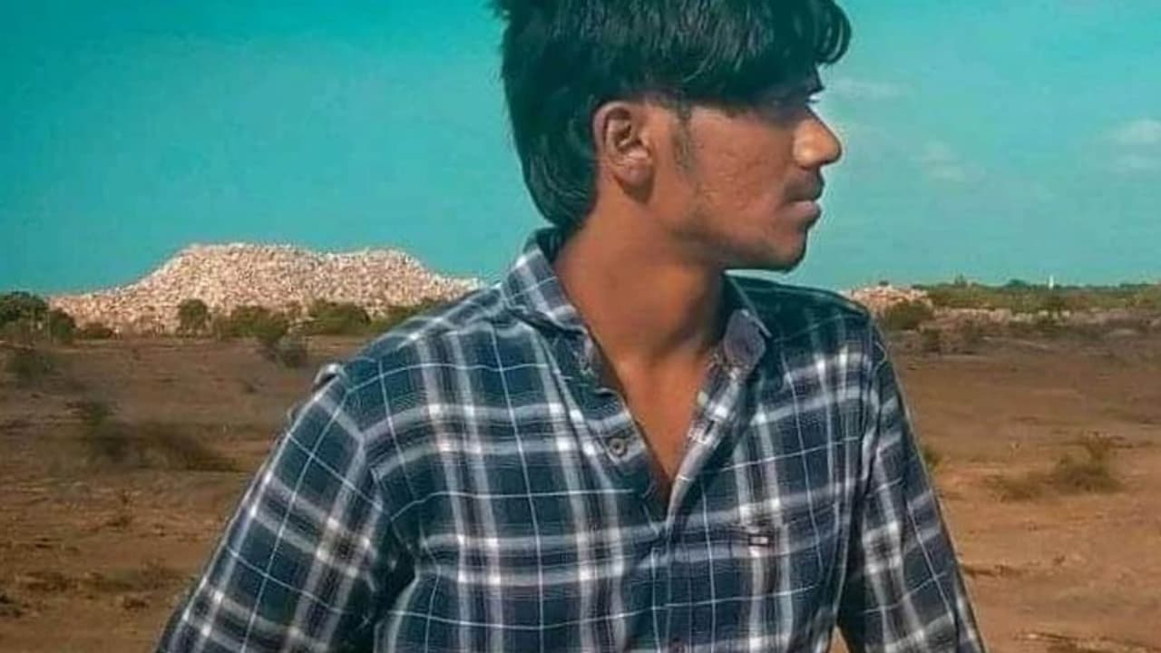 மரணத்திற்கு பிறகு என்ன நடக்கும்னு பார்க்க ஆசைபடுகிறேன் அம்மா... சட்டகல்லூரி மாணவர் தற்கொலை!!