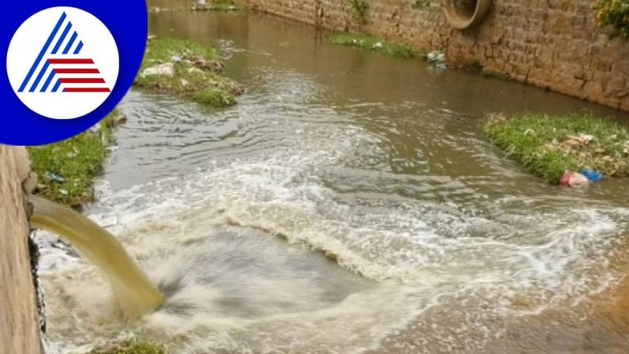 ಬಾಗಲಕೋಟೆಯ ನವನಗರದಲ್ಲಿ ಮುಖ್ಯ ಚರಂಡಿ ಸಮಸ್ಯೆ: ಸಾರ್ವಜನಿಕರಿಂದ ಹಿಡಿಶಾಪ