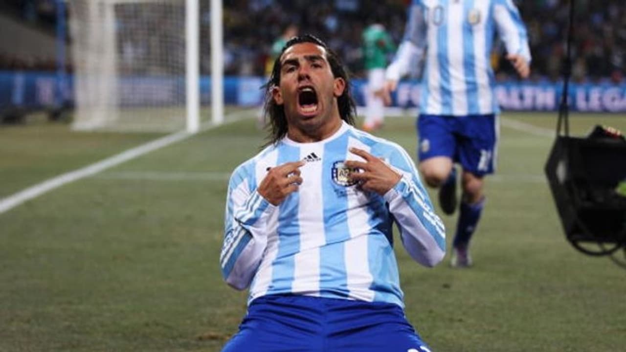 അര്‍ജന്‍റൈന്‍ താരം കാര്‍ലോസ് ടെവസ് ബൂട്ടഴിച്ചു