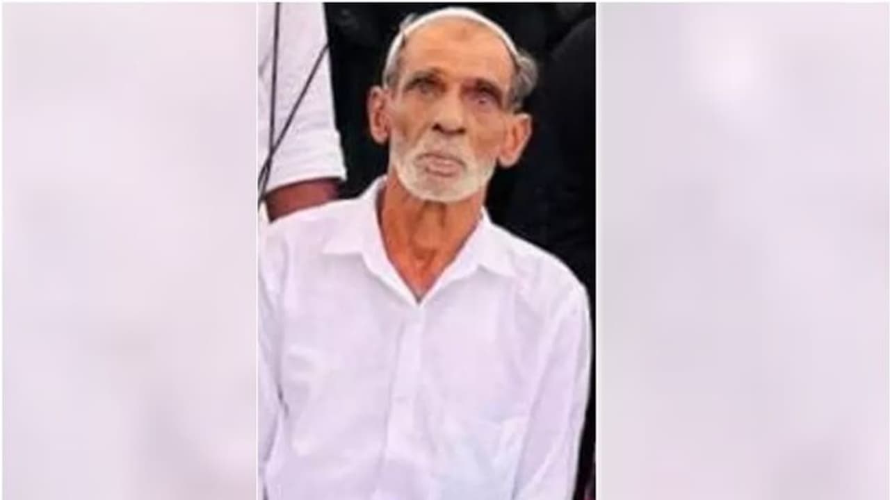 വിസിറ്റ് വിസയിലെത്തിയ ഇന്ത്യക്കാരന് മദീന സന്ദര്ശനത്തിനിടെ മരിച്ചു വിസിറ്റ് വിസയിലെത്തിയ ഇന്ത്യക്കാരന് മദീന സന്ദര്ശനത്തിനിടെ മരിച്ചു