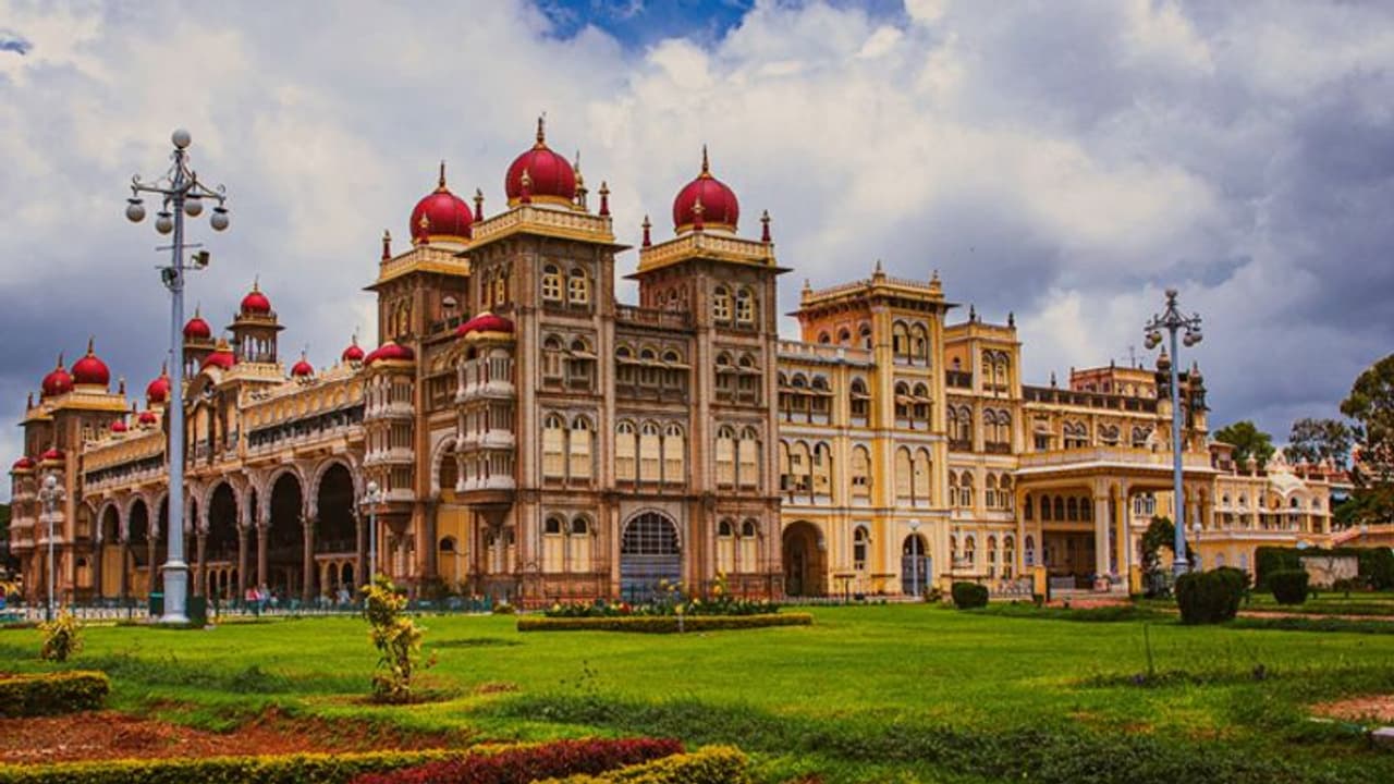 Mysuru : ಇಂದೋರ್‌ ಮಾದರಿಯಲ್ಲಿ ಕಸ ಸಂಗ್ರಹ, ವಿಲೇವಾರಿಗೆ ಚಿಂತನೆ