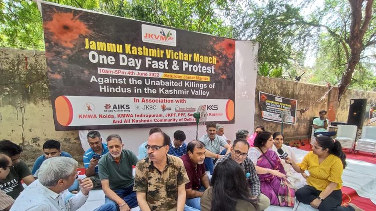 ಕಾಶ್ಮೀರದಲ್ಲಿ ಮತ್ತೆ ಮಾರಣಹೋಮದ ಮುನ್ಸೂಚನೆ, 56 ಪಂಡಿತರ ಲಿಸ್ಟ್‌ ಬಿಡುಗಡೆ ಮಾಡಿದ ಉಗ್ರವಾದಿಗಳು!