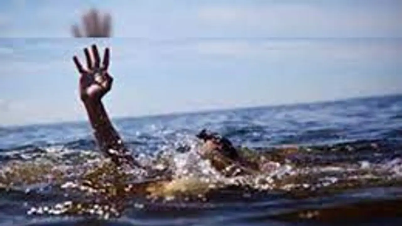 ஆற்று வெள்ளத்தில் அடித்து செலப்பட்ட பெண்கள்… நீலகிரி அருகே நிகழந்த அதிர்ச்சி சம்பவம்!!