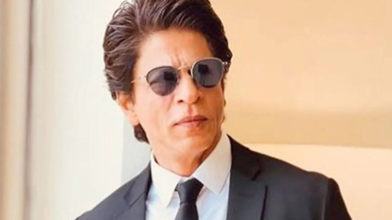 Covid 19 ಬಾಲಿವುಡ್ಗೆ ಶುರುವಾಯ್ತು ಕೊರೋನಾ ಕಾಟ, ಶಾರುಖ್ ಖಾನ್ಗೆ ಕೋವಿಡ್ ಪಾಸಿಟೀವ್! Covid 19 ಬಾಲಿವುಡ್ಗೆ ಶುರುವಾಯ್ತು ಕೊರೋನಾ ಕಾಟ, ಶಾರುಖ್ ಖಾನ್ಗೆ ಕೋವಿಡ್ ಪಾಸಿಟೀವ್!