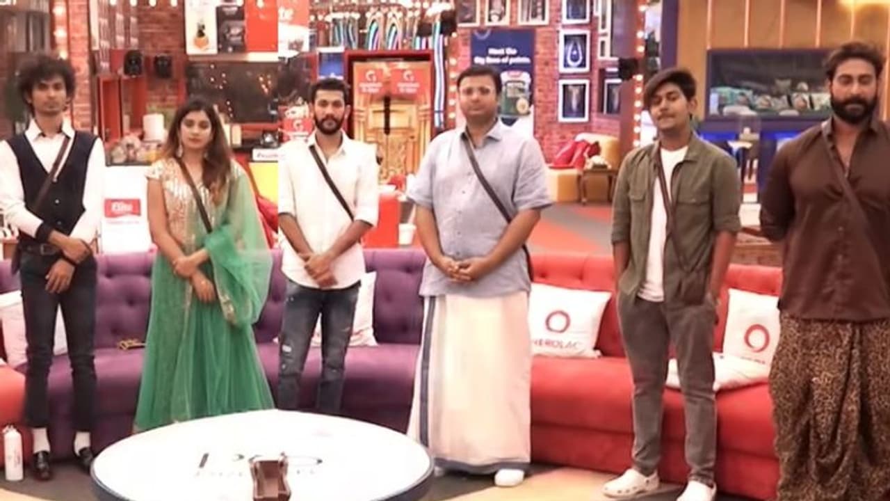 Bigg Boss : ഇത്തവണ ആരും പോകണ്ട ! എവിക്ഷൻ അസാധുവാക്കി ബിഗ് ബോസ് Bigg Boss : ഇത്തവണ ആരും പോകണ്ട ! എവിക്ഷൻ അസാധുവാക്കി ബിഗ് ബോസ്