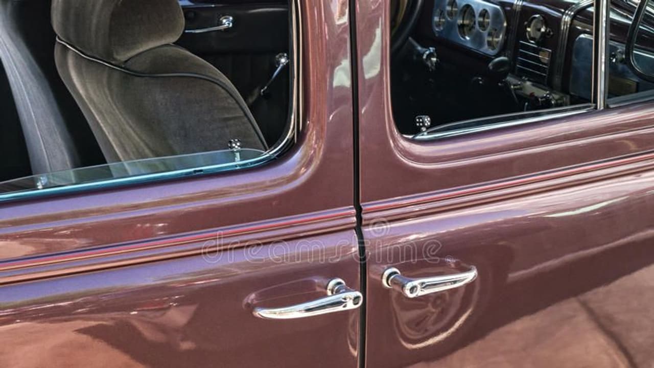 "മരണം വാതില്‍ക്കല്‍.." ഇതാ കാറുകളിലെ 'ആത്മഹത്യാ വാതിലുകളുടെ' രഹസ്യം!