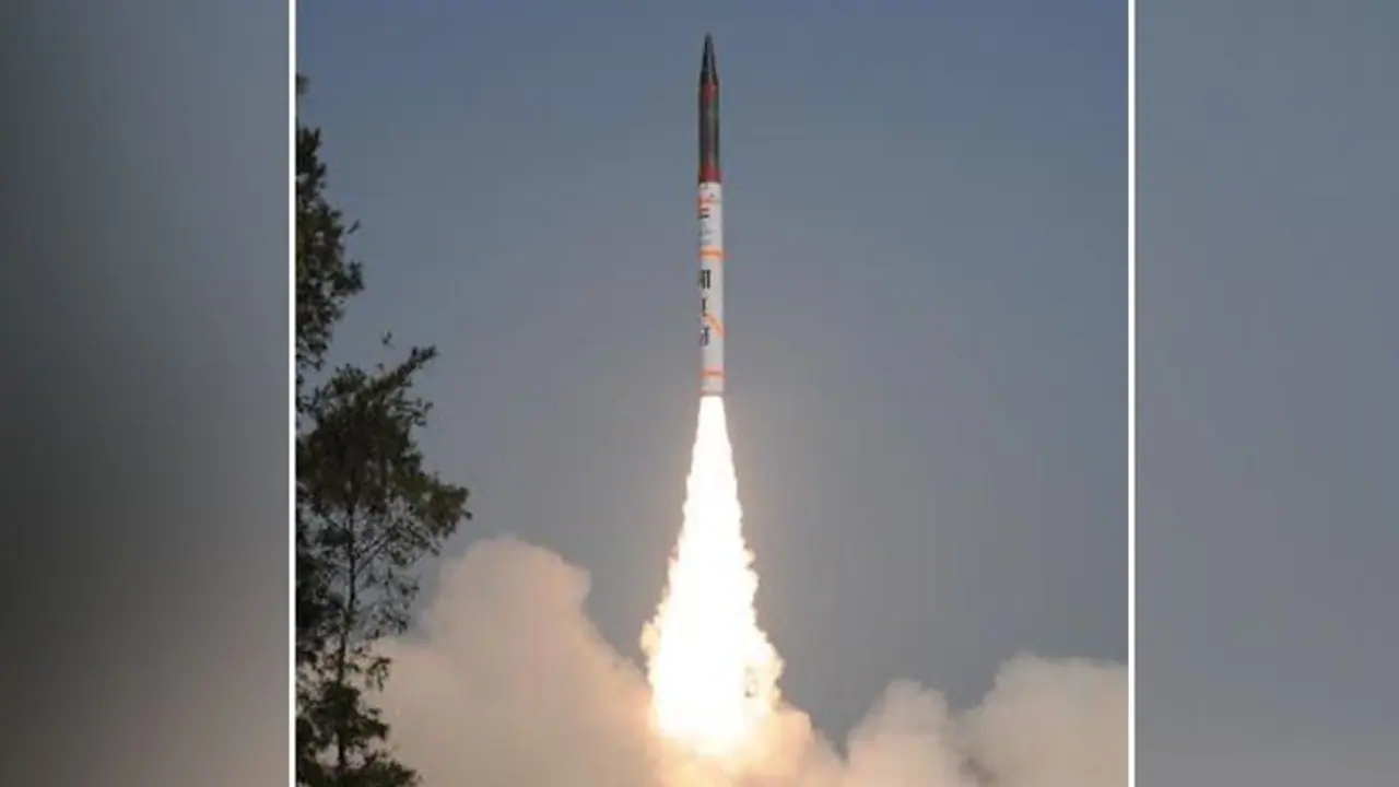 India successfully carries out training launch of Agni 4 missile
