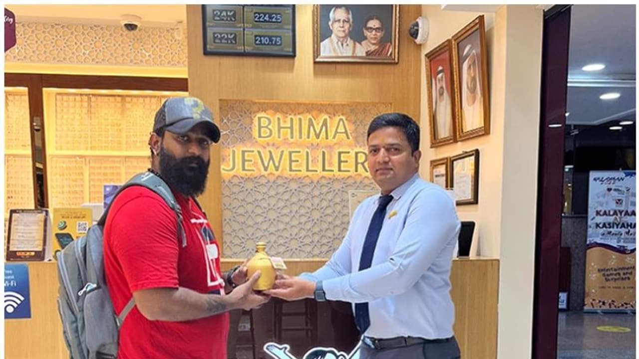 മണ്ണിൽ എന്നും പൊന്ന് വിളയണം; ഭീമ പരിസ്ഥിതി ദിനത്തിൽ മൺകുടുക്കകൾ വിതരണം ചെയ്‍തു