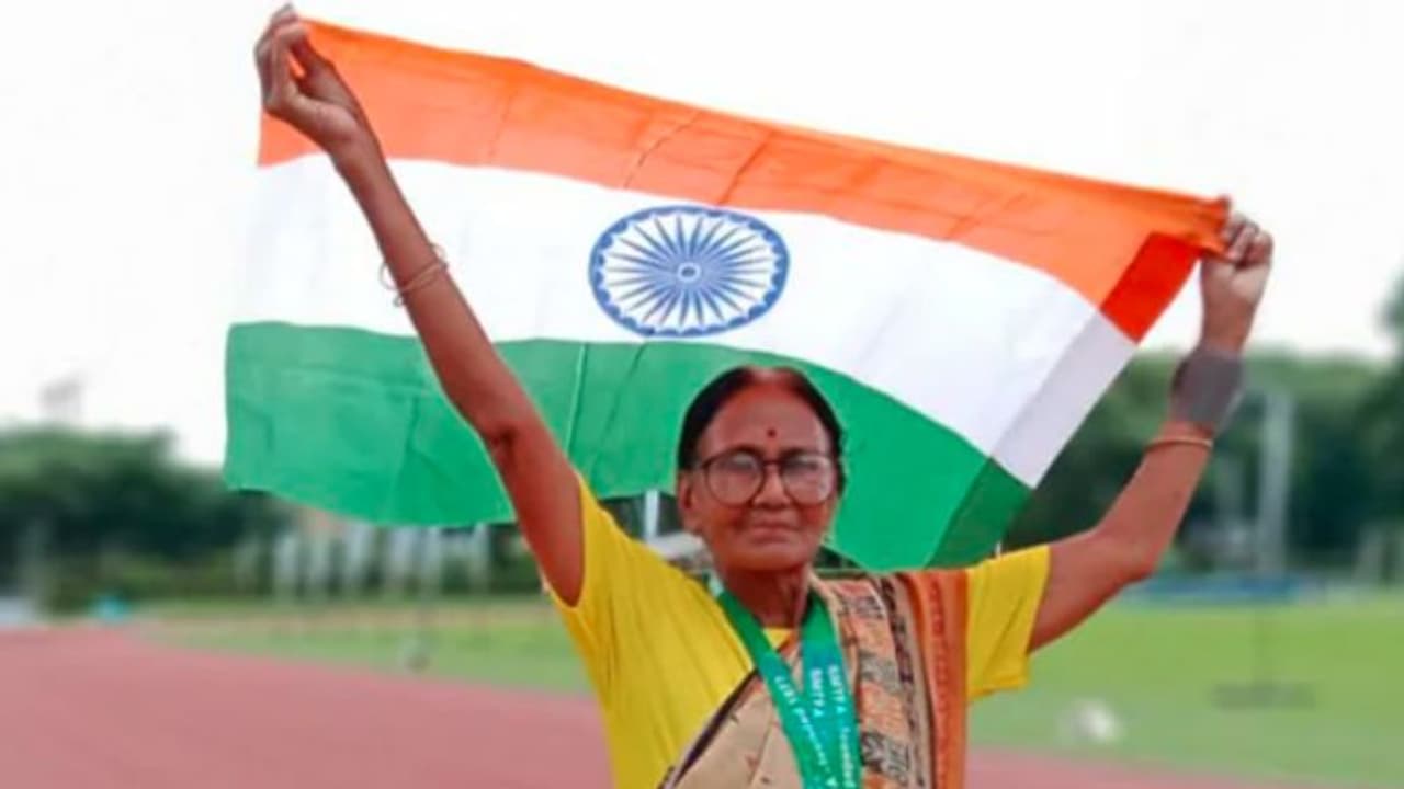 'আশিতেও যুবতী', সোনা জিতে দেশের নাম উজ্জ্বল করলেন বাংলার অনিমা তালুকদার