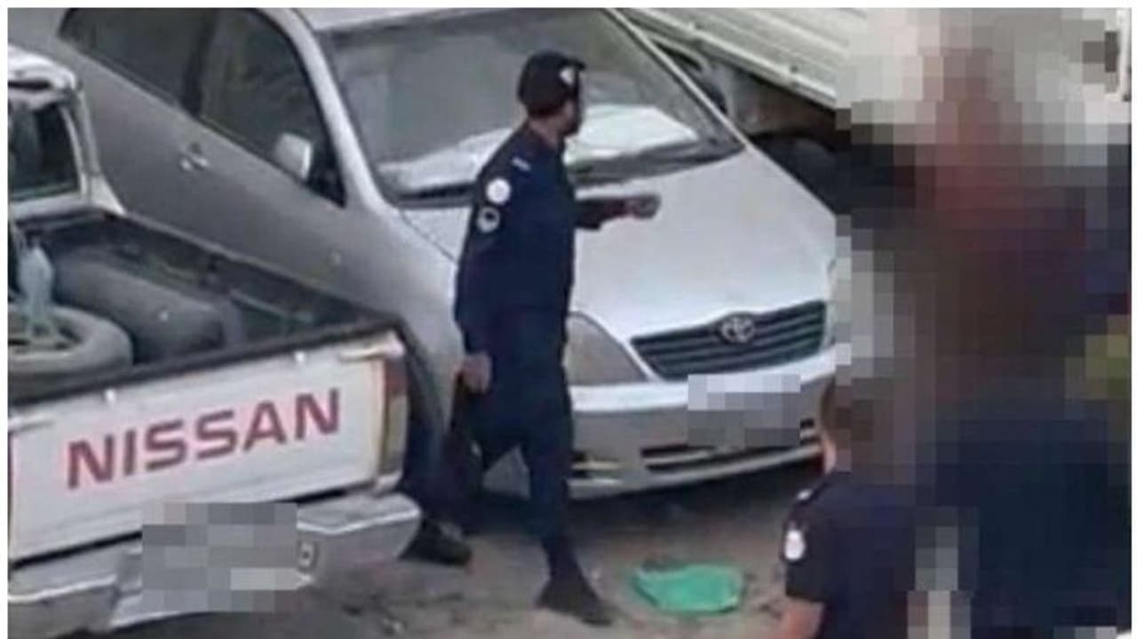 അനാശാസ്യ പ്രവര്‍ത്തനം തടയാനെത്തിയ പൊലീസിന് മുന്നില്‍ റോഡില്‍ നഗ്നതാ പ്രദര്‍ശനം; കുവൈത്തില്‍ വനിത അറസ്റ്റില്‍