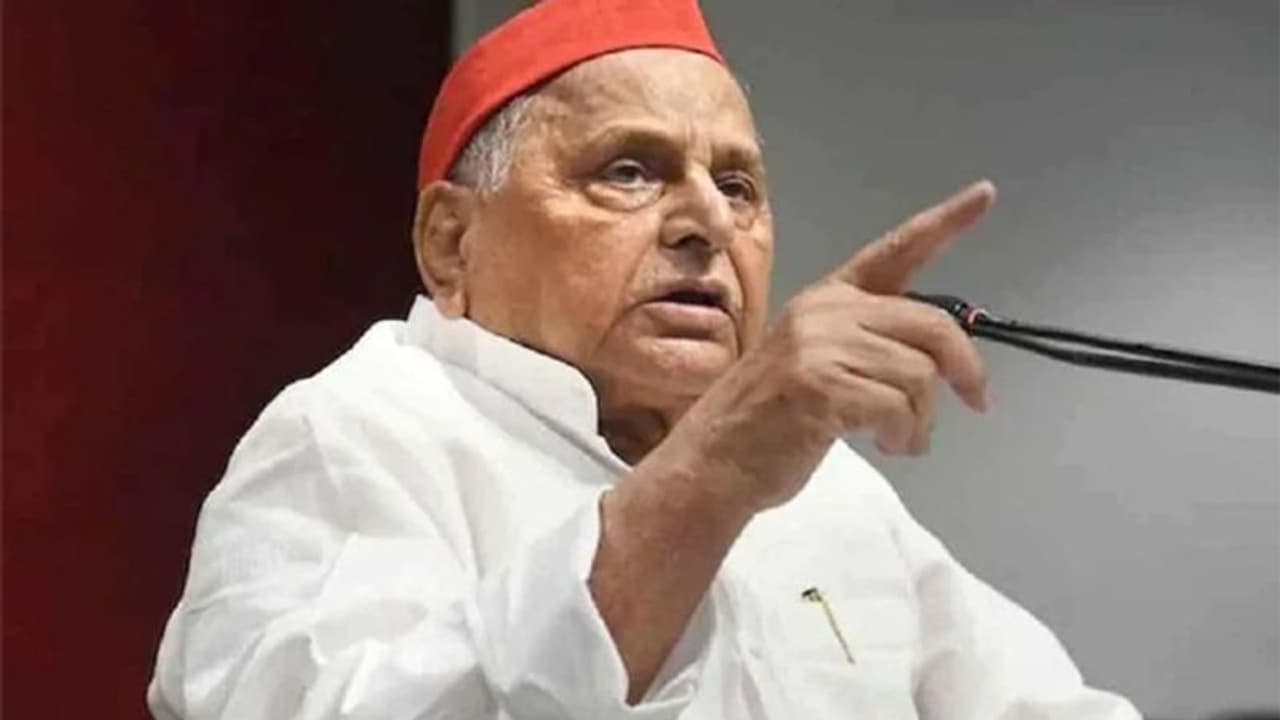 മുലായം സിങ് യാദവിന്റെ ആരോ​ഗ്യനില ​ഗുരുതരമായി തുടരുന്നെന്ന് ആശുപത്രി ബുള്ളറ്റിൻ 