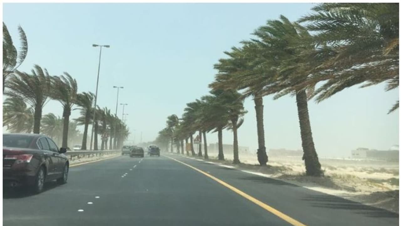 ബഹ്റൈനില് കാലാവസ്ഥാ മുന്നറിയിപ്പ്; വ്യാഴാഴ്ച മുതല് ശക്തമായ കാറ്റിന് സാധ്യത ബഹ്റൈനില് കാലാവസ്ഥാ മുന്നറിയിപ്പ്; വ്യാഴാഴ്ച മുതല് ശക്തമായ കാറ്റിന് സാധ്യത