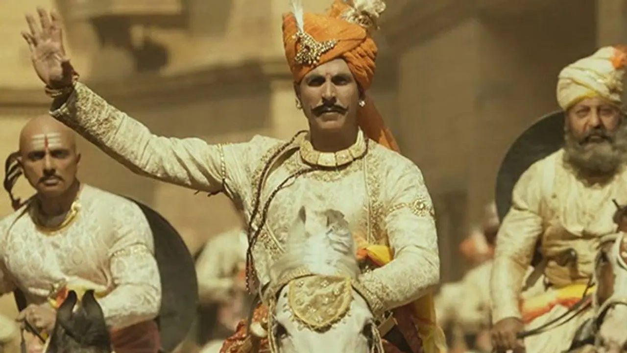 బాలీవుడ్ స్టార్ హీరో సినిమాకు ఘోర అవమానం.. ప్రేక్షకులు రాకపోవడంతో సినిమా రద్దు.! బాలీవుడ్ స్టార్ హీరో సినిమాకు ఘోర అవమానం.. ప్రేక్షకులు రాకపోవడంతో సినిమా రద్దు.!