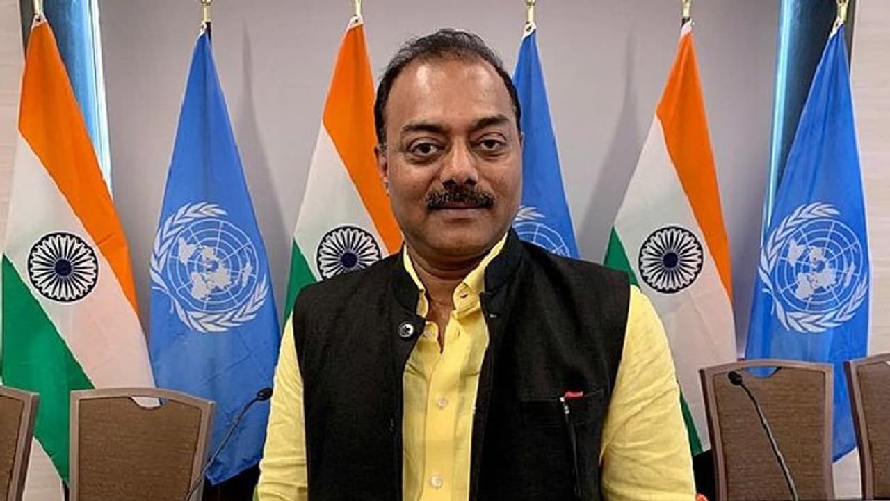 என் குடும்பத்துக்கு ஆபத்து... சர்ச்சை கருத்து கூறிய முன்னாள் பா.ஜ.க. தலைவர் கதறல்..!