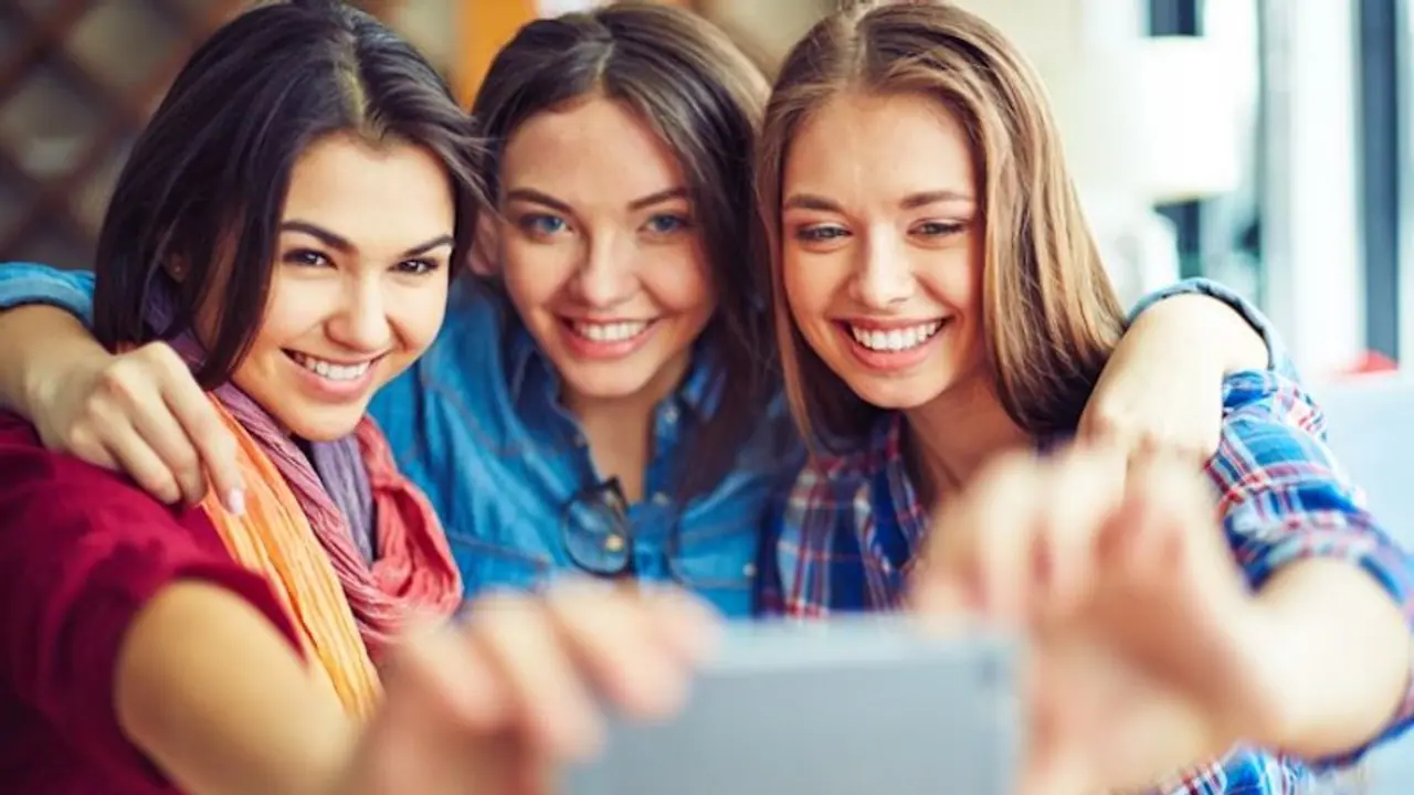 Happy Life: ಸುಖಕರ ಜೀವನಕ್ಕೆ ನಿಮಗೆ ನೀವೇ ಕೊಡಬಹುದು ಈ ಉಡುಗೊರೆ Happy Life: ಸುಖಕರ ಜೀವನಕ್ಕೆ ನಿಮಗೆ ನೀವೇ ಕೊಡಬಹುದು ಈ ಉಡುಗೊರೆ