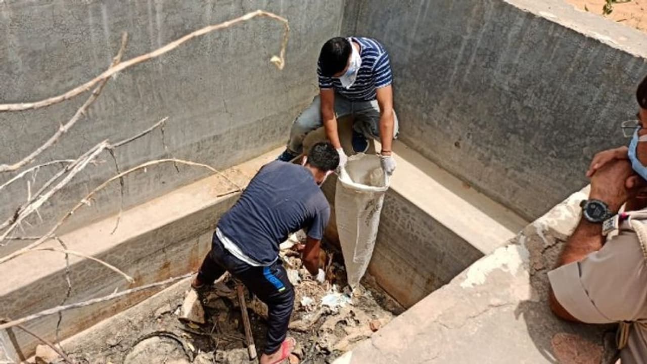 राजस्थान से आई डरावनी खबर: मौत के दो साल बाद किया अंतिम संस्कार, इलाके में सनसनी...पुलिस भी उलझी राजस्थान से आई डरावनी खबर: मौत के दो साल बाद किया अंतिम संस्कार, इलाके में सनसनी...पुलिस भी उलझी