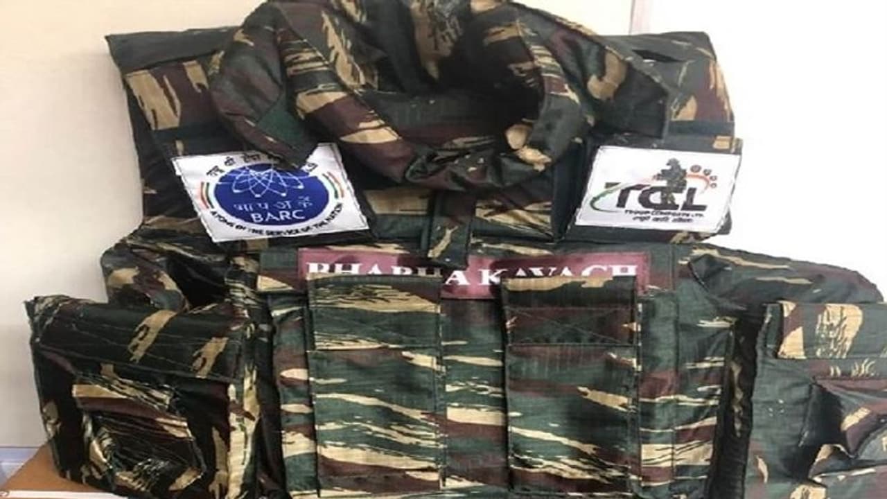 असम पुलिस को दुश्मन की गोली से बचाएगा कानपुर ओईएफ का भाभा कवच, बिहार से भी आई मांग