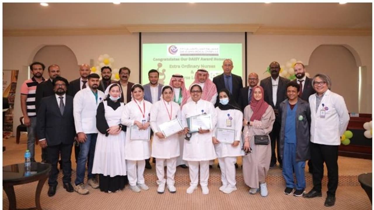 അന്താരാഷ്ട്ര നഴ്സിങ് പുരസ്കാരം സൗദിയില് വിതരണം ചെയ്തു അന്താരാഷ്ട്ര നഴ്സിങ് പുരസ്കാരം സൗദിയില് വിതരണം ചെയ്തു