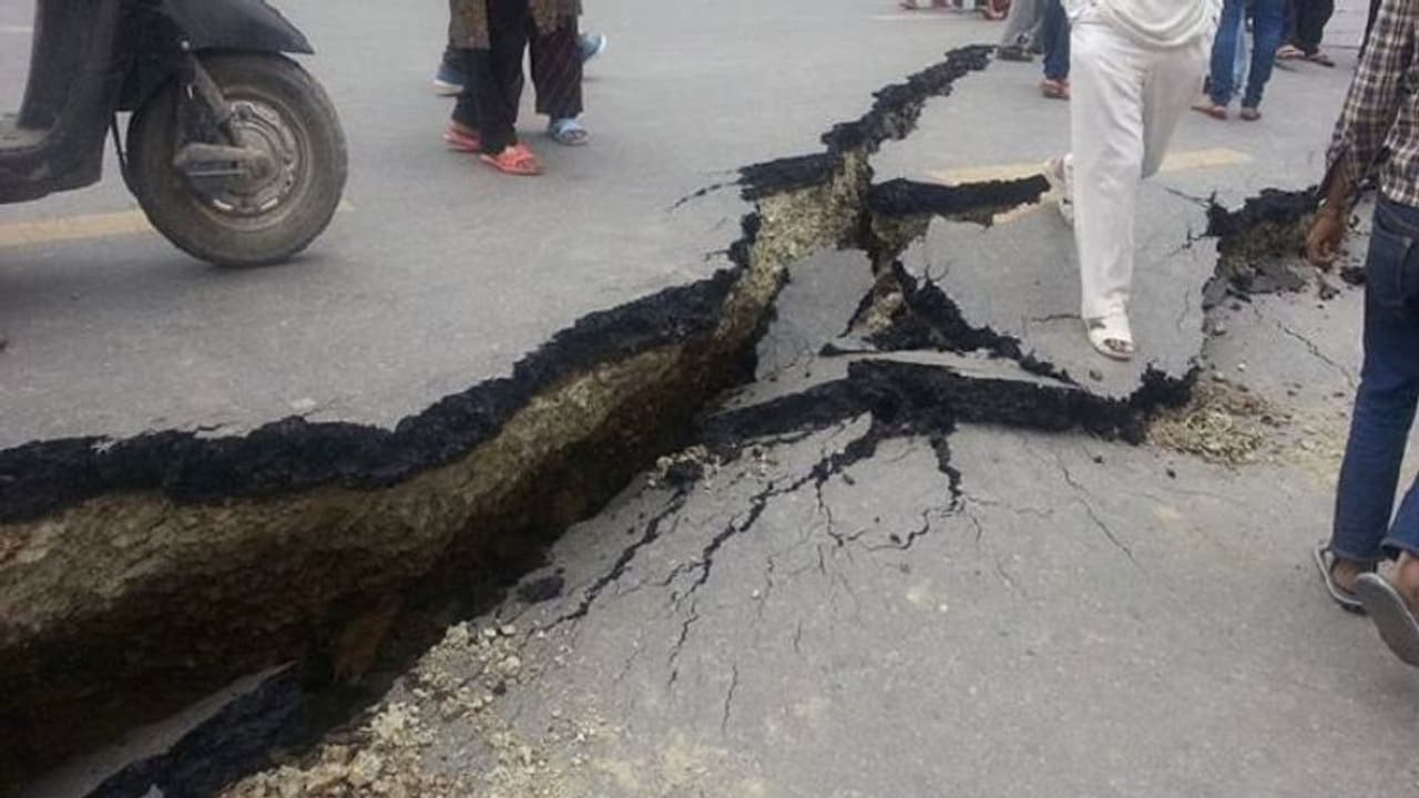 OMG! इस देश की जमीन हमेशा चलती रहती है, बढ़ जाएगी 15 सौ किलोमीटर आगे 