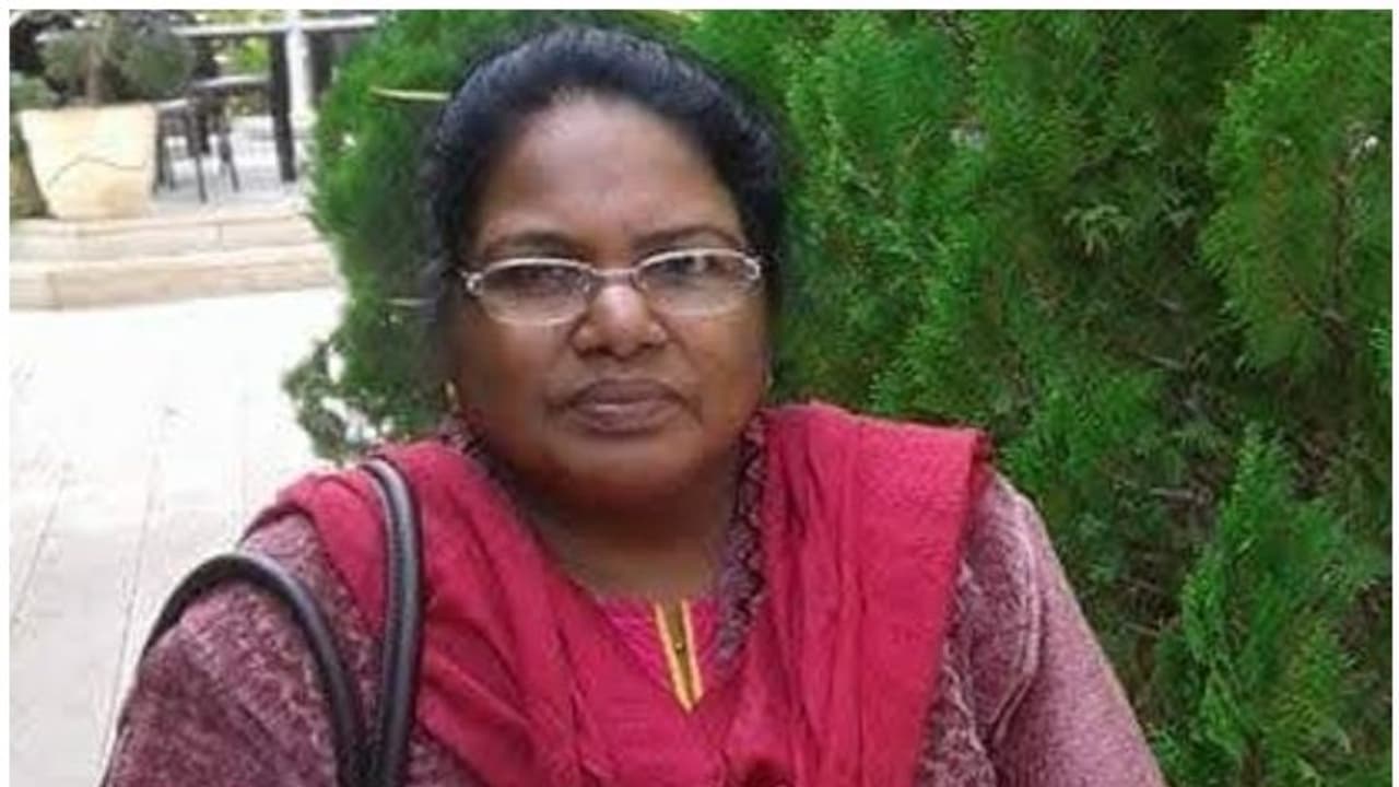 പ്രവാസി ഗാർഹിക തൊഴിലാളി ലോക കേരളസഭയിലേക്ക്; ഒമാനിൽ നിന്നും അഞ്ച് പുതുമുഖങ്ങൾ പ്രവാസി ഗാർഹിക തൊഴിലാളി ലോക കേരളസഭയിലേക്ക്; ഒമാനിൽ നിന്നും അഞ്ച് പുതുമുഖങ്ങൾ