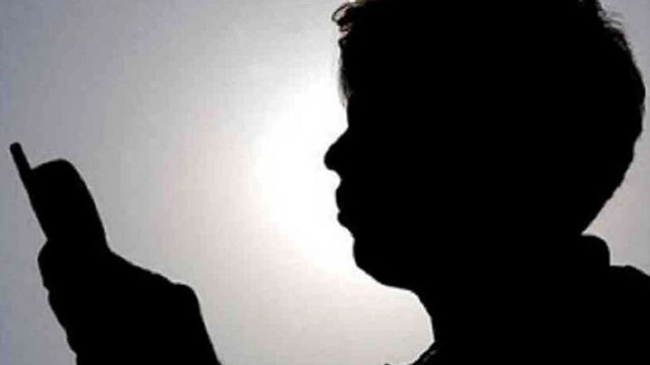 മകൾക്ക് അവിഹിത ബന്ധമെന്ന് മരുമകന്റെ ആരോപണം, മരുമകനെ കുരുക്കാൻ കേന്ദ്രമന്ത്രിയ്ക്ക് ഭീഷണി, 46കാരൻ അറസ്റ്റിൽ 