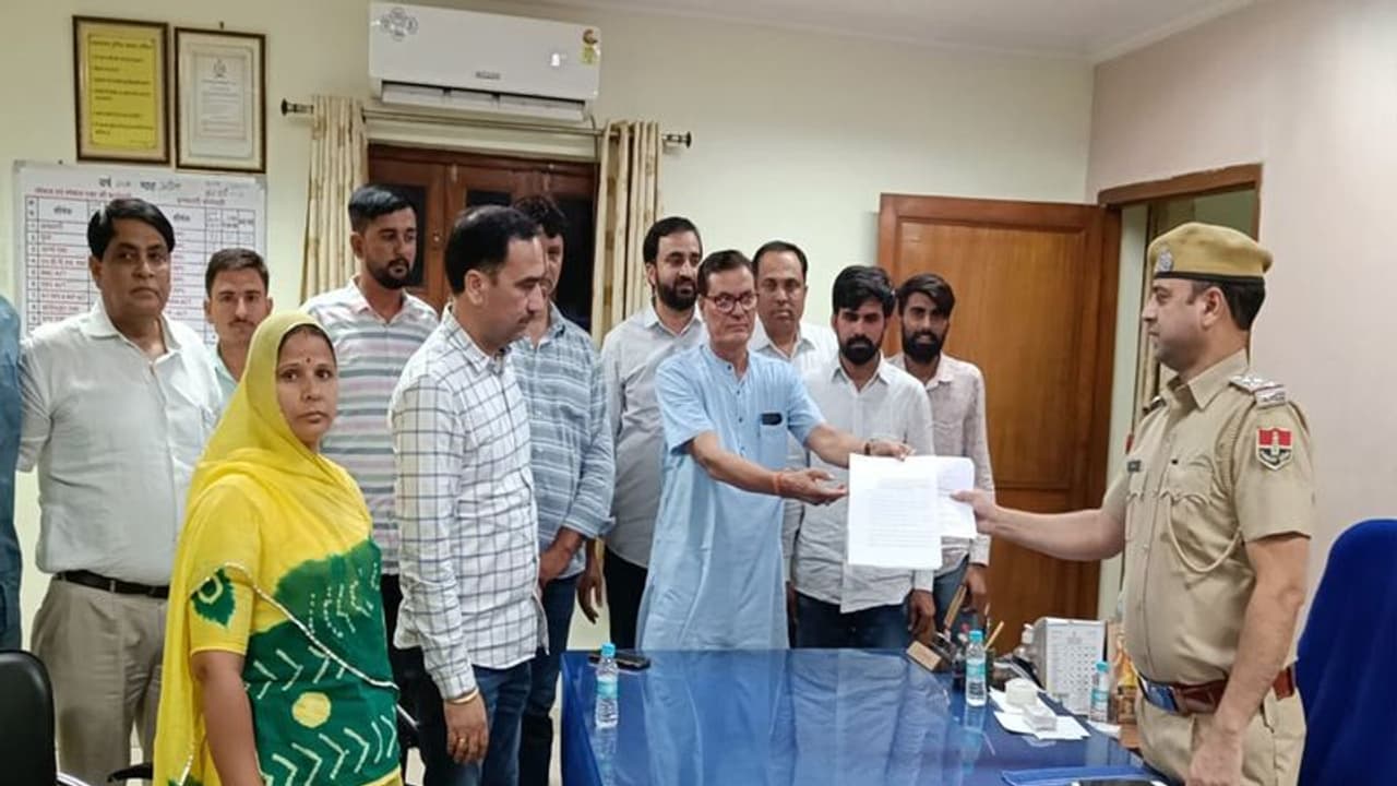 राज्यसभा चुनाव का रोमांच : राजस्थान में वोटिंग से पहले एक और ट्विस्ट, RLP के 'बोतल' में फंसी AAP की 'झाड़ू'