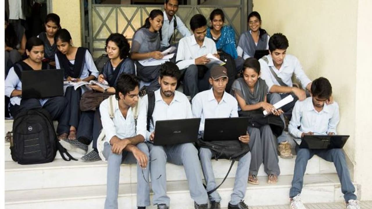 तमिलनाडु कॉमन एंट्रेंस टेस्ट यानी TANCET 2022 का रिजल्ट हुआ जारी, यहां चेक करें अपने मार्क्स तमिलनाडु कॉमन एंट्रेंस टेस्ट यानी TANCET 2022 का रिजल्ट हुआ जारी, यहां चेक करें अपने मार्क्स