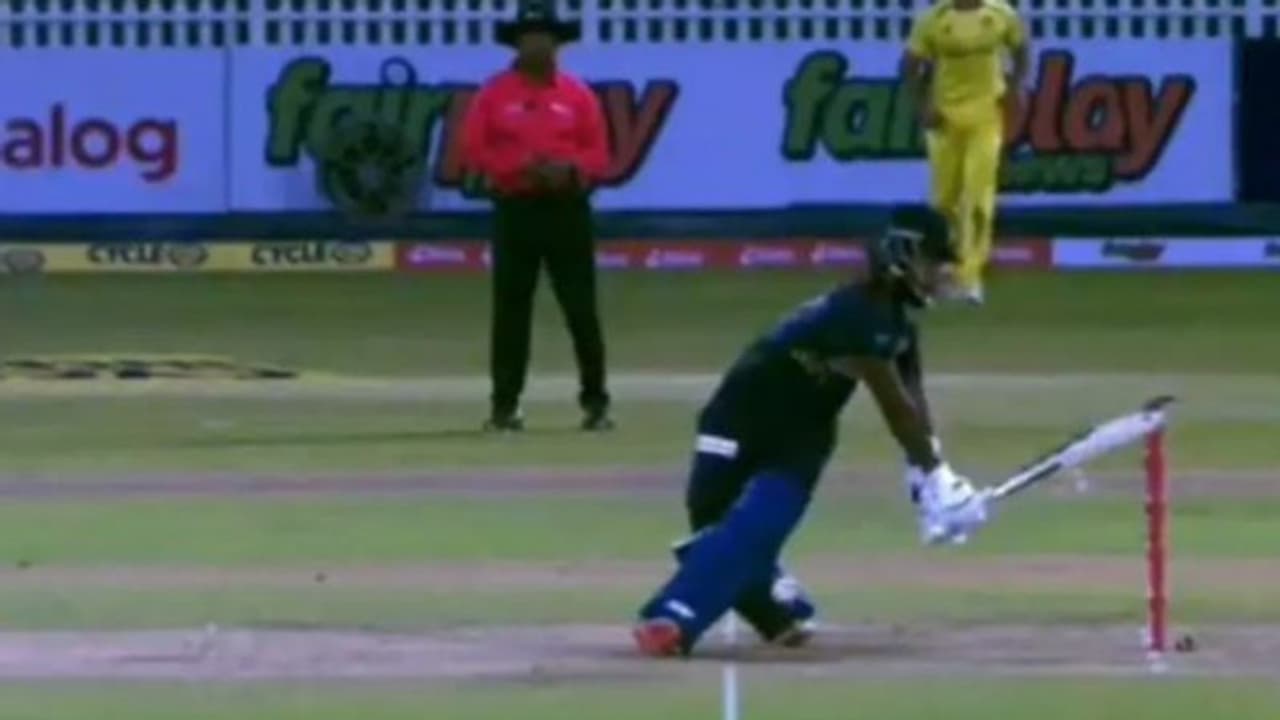 బౌన్సర్ కు హిట్ వికెట్ గా ఔట్.. పాపం దురదృష్టమంటే మెండిస్ దే.. బౌన్సర్ కు హిట్ వికెట్ గా ఔట్.. పాపం దురదృష్టమంటే మెండిస్ దే..