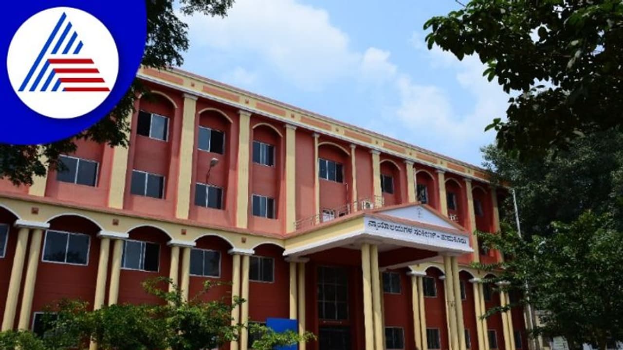 Tumkur District Court Recruitment 2022: ವಿವಿಧ 51 ಹುದ್ದೆಗಳಿಗೆ ನೇಮಕಾತಿ Tumkur District Court Recruitment 2022: ವಿವಿಧ 51 ಹುದ್ದೆಗಳಿಗೆ ನೇಮಕಾತಿ