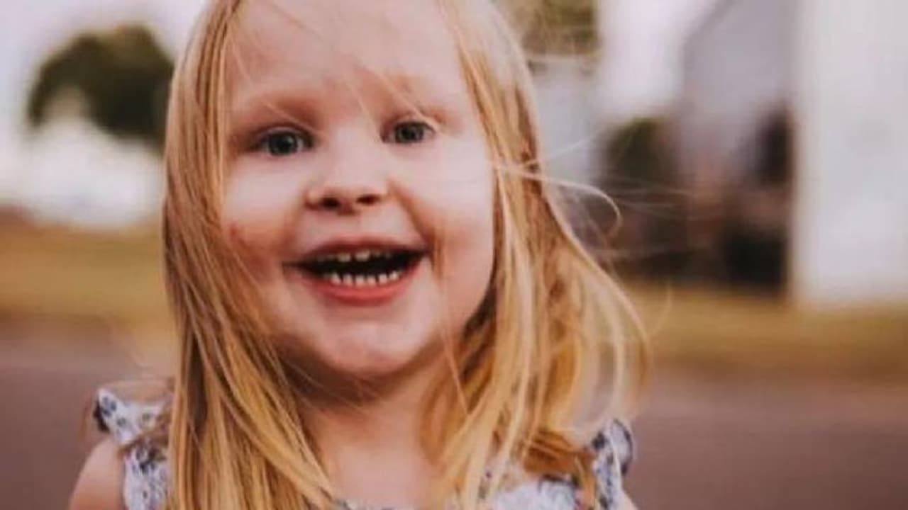 വായുവടക്കം സകലതും അലർജി, പ്രത്യേക അവസ്ഥയിൽ വേദനതിന്ന് നാലുവയസുകാരി... വായുവടക്കം സകലതും അലർജി, പ്രത്യേക അവസ്ഥയിൽ വേദനതിന്ന് നാലുവയസുകാരി...