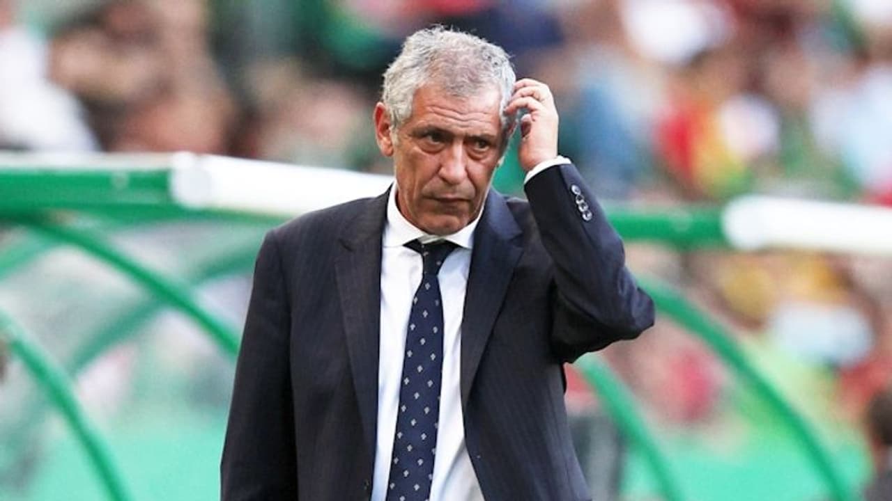 പോര്ച്ചുഗല് പടിക്ക് പുറത്താക്കിയ ഫെർണാണ്ടോ സാന്റോസ് ഇനി പോളണ്ടില് പോര്ച്ചുഗല് പടിക്ക് പുറത്താക്കിയ ഫെർണാണ്ടോ സാന്റോസ് ഇനി പോളണ്ടില്