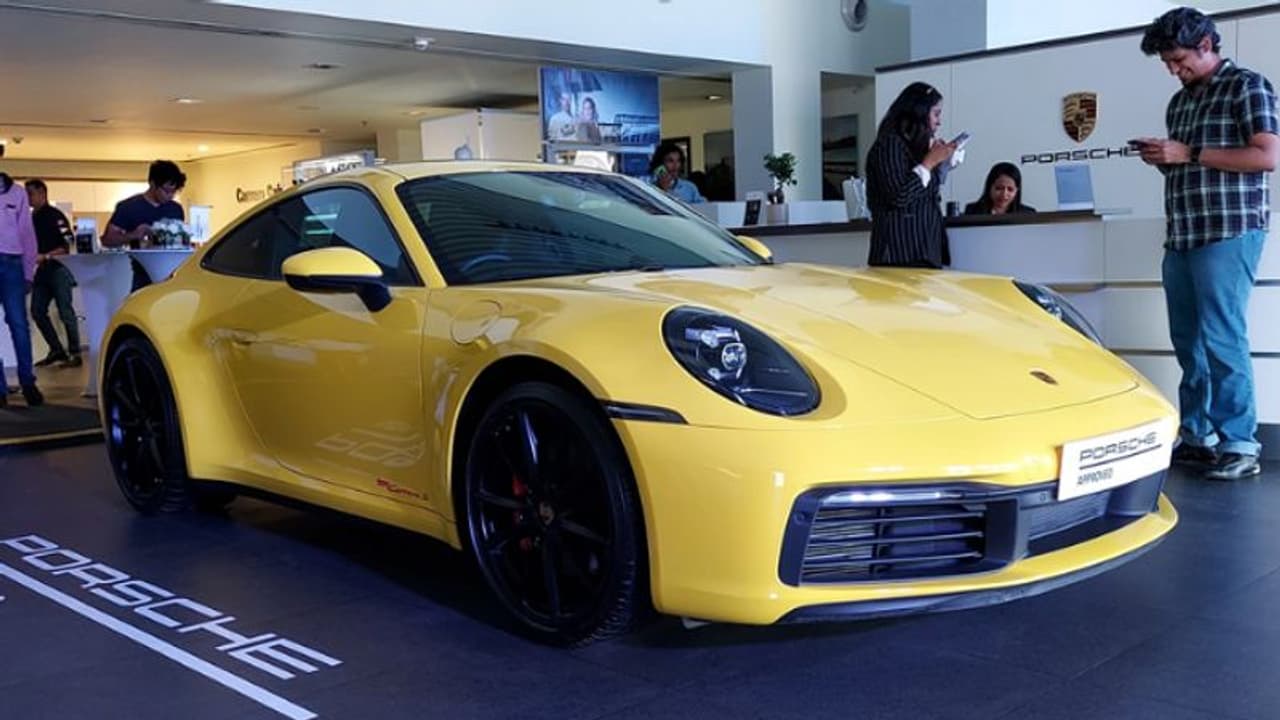 इंडिया में Porsche लग्जरी कार खरीदने का सपना अब होगा पूरा ! सेकेंड हैंड कीमत पर ले जा पाएंगे घर इंडिया में Porsche लग्जरी कार खरीदने का सपना अब होगा पूरा ! सेकेंड हैंड कीमत पर ले जा पाएंगे घर