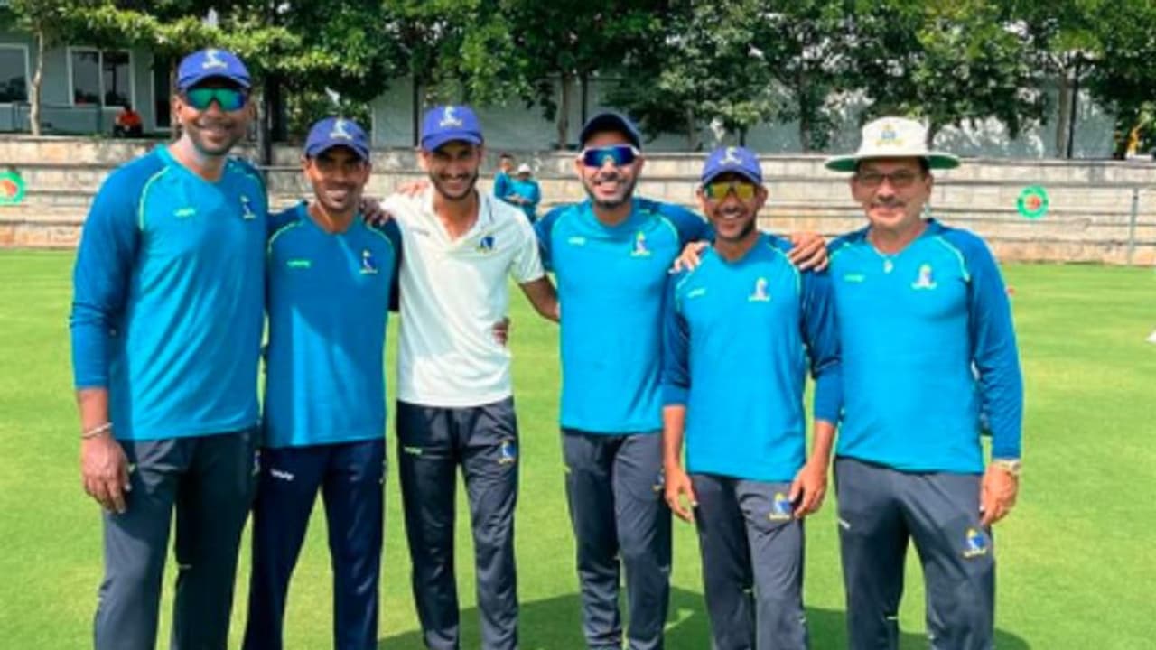 লক্ষ্য রঞ্জি জয়, ঝাড়খণ্ডকে দুরমুশ করে প্রতিযোগিতার সেমি ফাইনালে বাংলা লক্ষ্য রঞ্জি জয়, ঝাড়খণ্ডকে দুরমুশ করে প্রতিযোগিতার সেমি ফাইনালে বাংলা