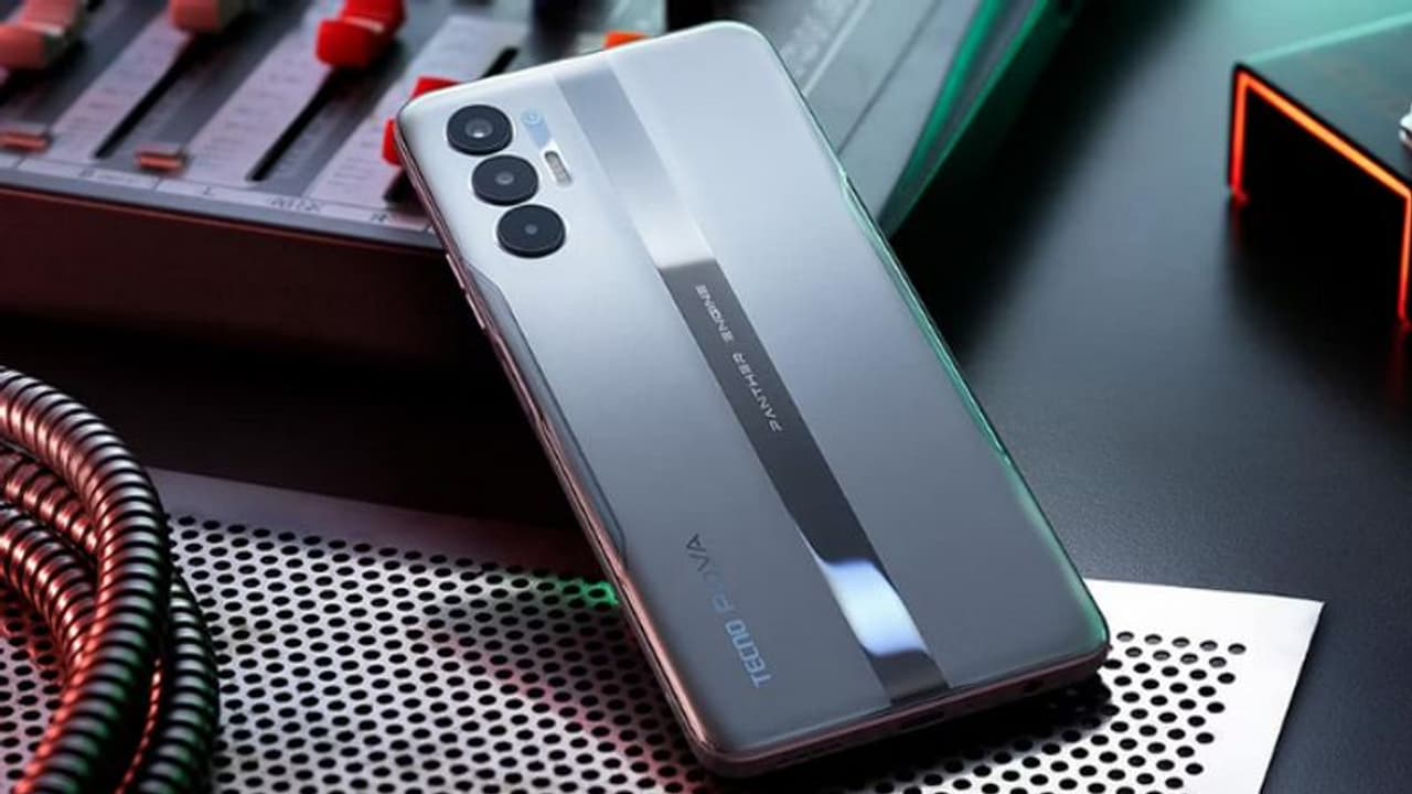 Tecno ला रहा है धांसू कैमरे वाला 5G Smartphone, इन फीचर्स के सामने कीमत कुछ भी नहीं! Tecno ला रहा है धांसू कैमरे वाला 5G Smartphone, इन फीचर्स के सामने कीमत कुछ भी नहीं!