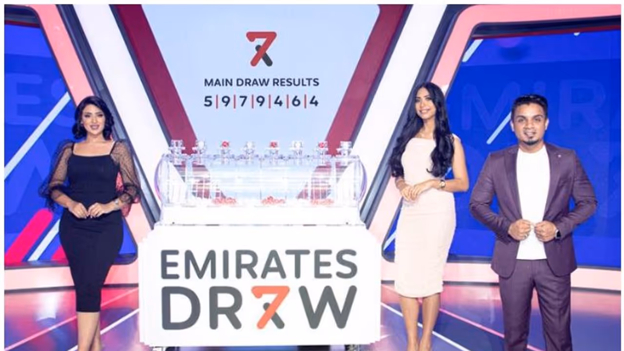 എമിറേറ്റ്സ് ഡ്രോ: ഏഴിൽ ആറ് നമ്പറുകളും ഒത്തുവന്നു; ഇന്ത്യക്കാരിക്ക് സ്വന്തം 7.7 ലക്ഷം ദിർഹം