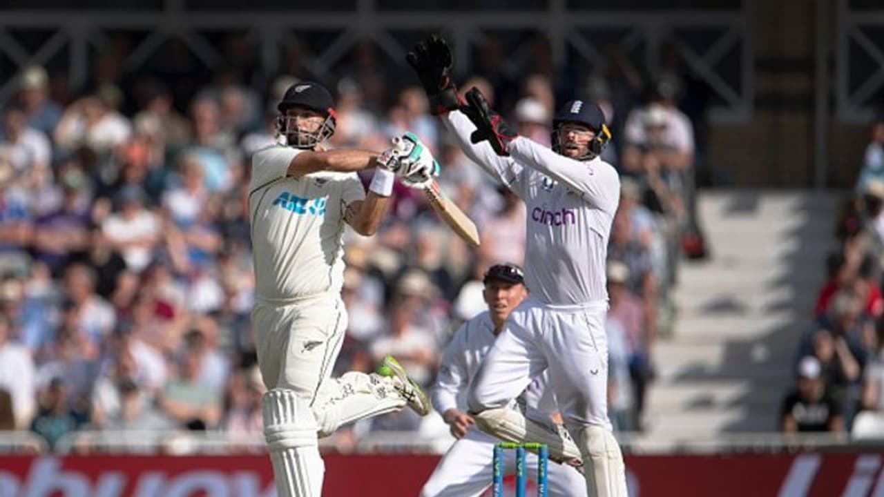 ഇംഗ്ലണ്ട് ന്യൂസിലന്ഡ് രണ്ടാം ടെസ്റ്റ് അവസാനദിന ആവേശത്തിലേക്ക് ഇംഗ്ലണ്ട് ന്യൂസിലന്ഡ് രണ്ടാം ടെസ്റ്റ് അവസാനദിന ആവേശത്തിലേക്ക്