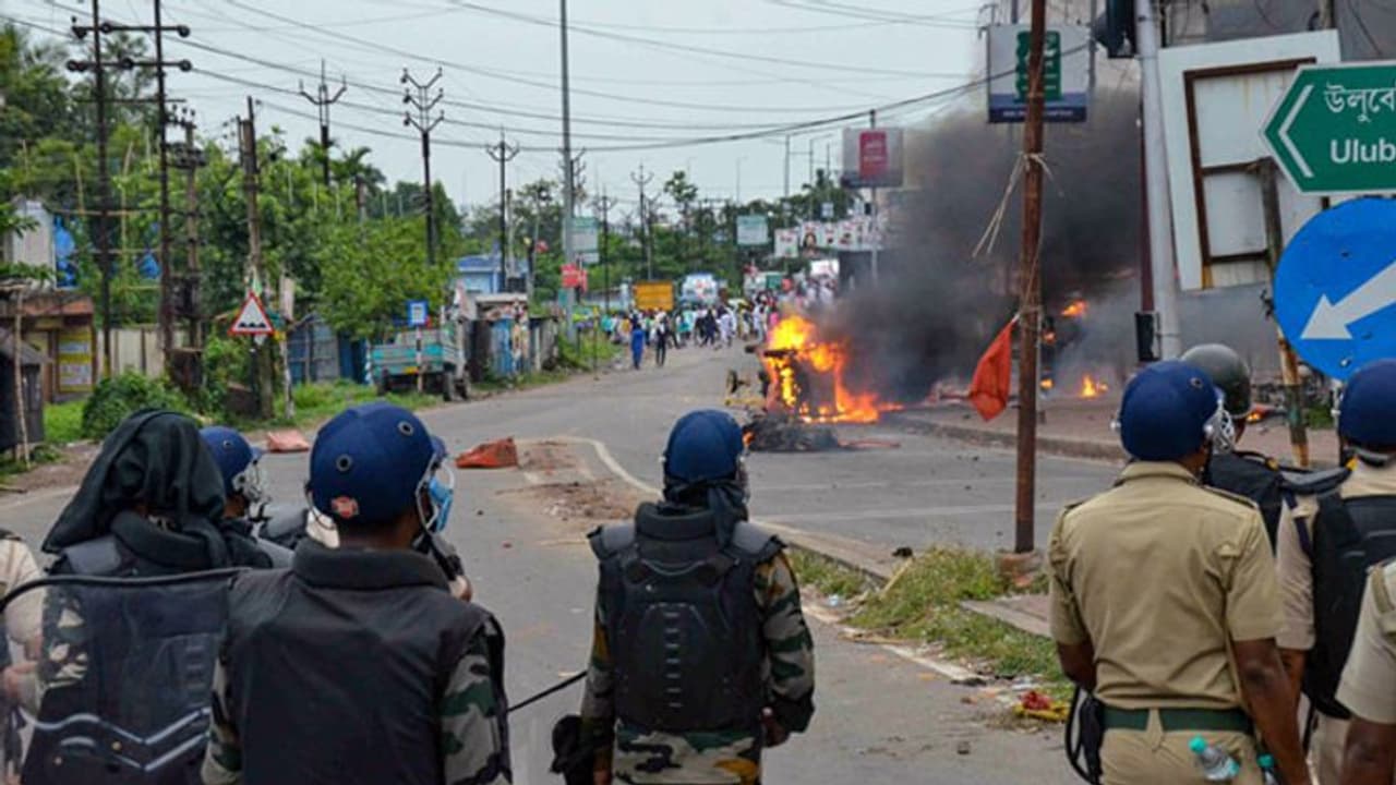 Nupur Sharma ಹೇಳಿಕೆಗೆ ಮುಸ್ಲಿಂ ಸಮುದಾಯ ಪ್ರತಿಭಟನೆ, ಕರ್ನಾಟಕದಲ್ಲಿ ಹೈಅಲರ್ಟ್