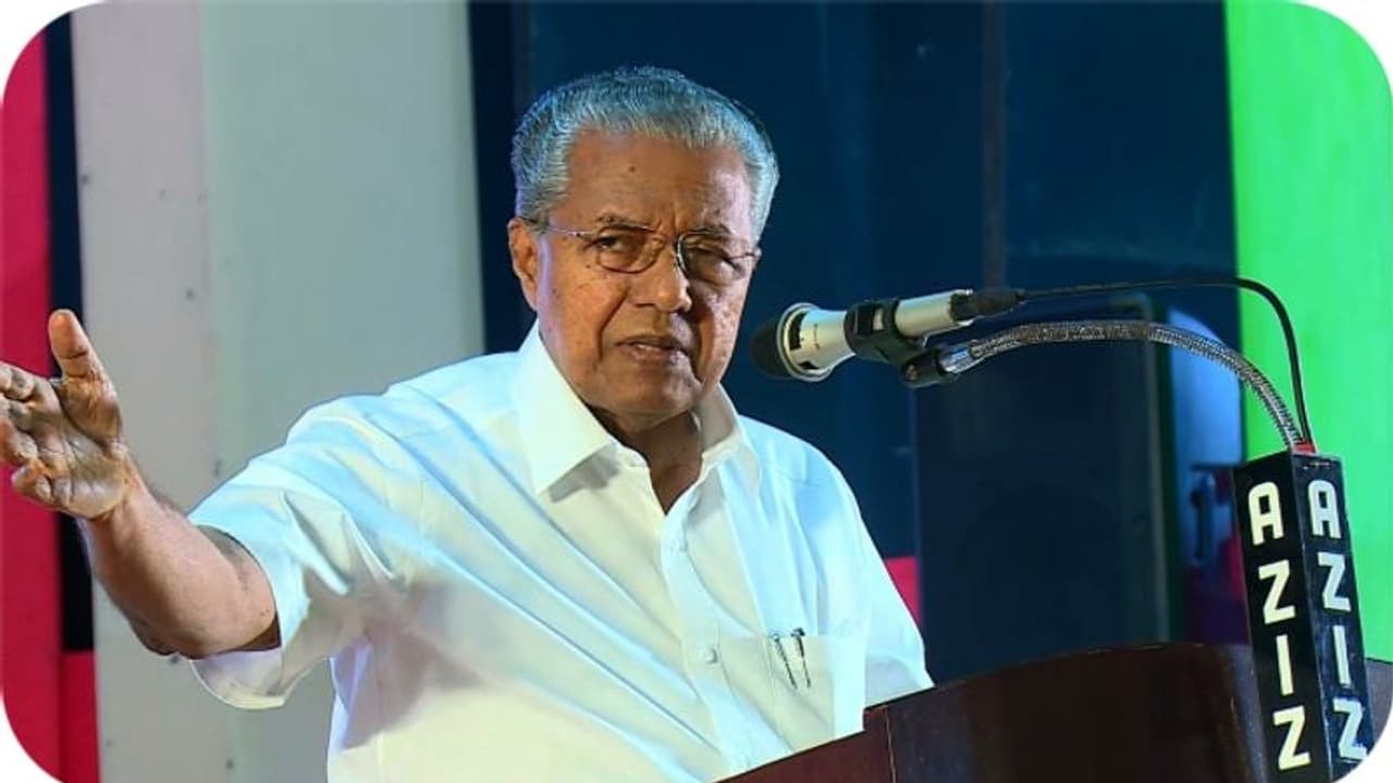 മലപ്പുറത്ത്‌ മുഖ്യമന്ത്രിക്ക് അസാധാരണ സുരക്ഷ, രണ്ട് പരിപാടികളിലായി 700 പൊലീസുകാർ! പ്രതിഷേധിക്കാൻ പ്രതിപക്ഷം 