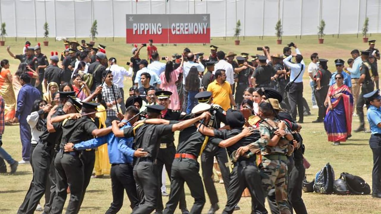 సాదాసీదా జిందగీతో విసిగిపోయాం.. అందుకే భూటాన్ ఆర్మీలో చేరాం.. ఆరుగురు ఇంజినీర్ల స్టోరీ ఇదే